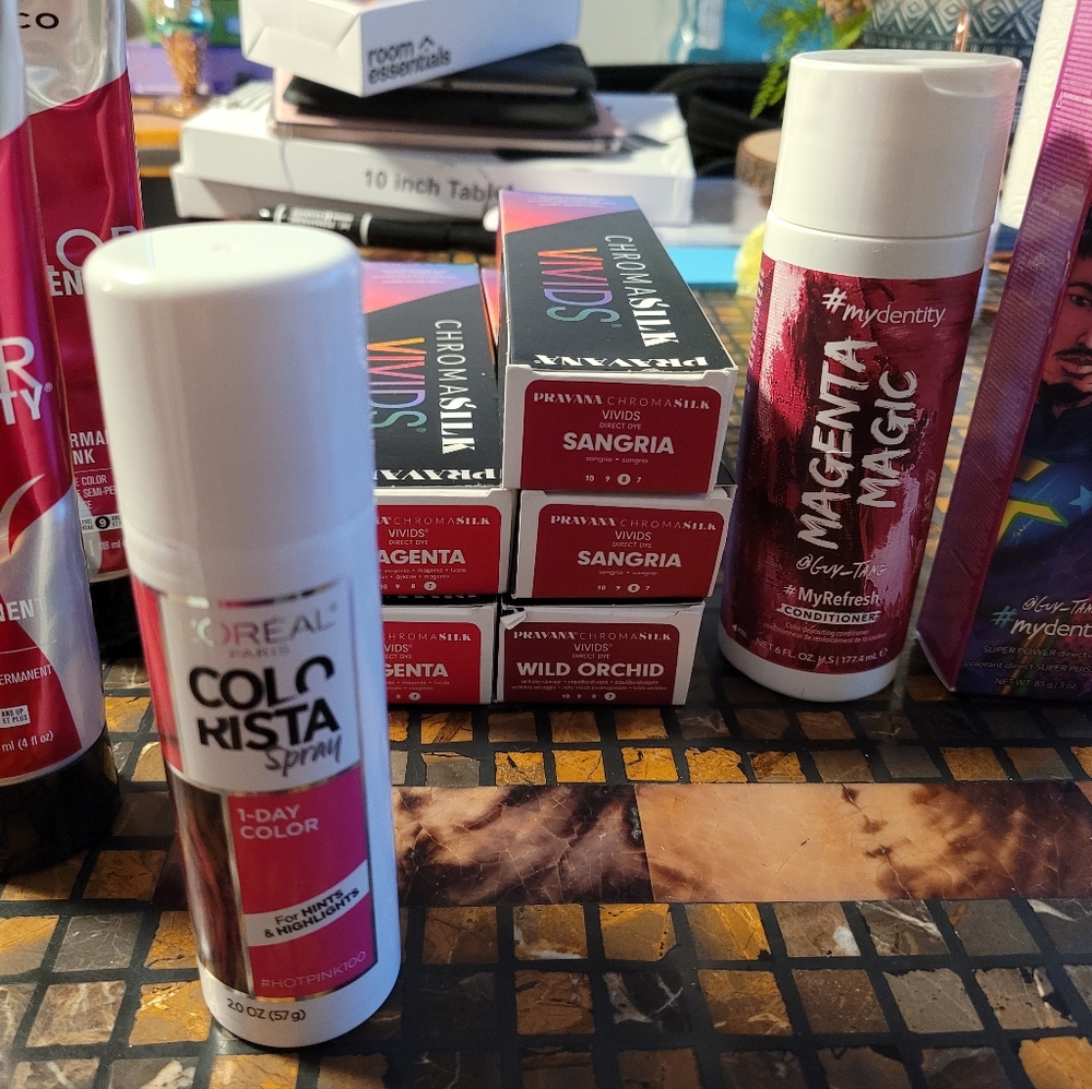 SEMI-PERMANENT HAIR COLOR LOT